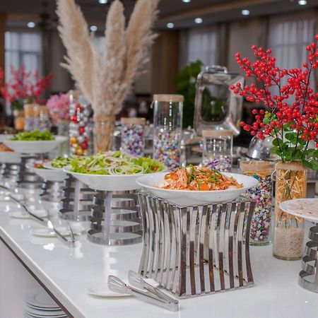 7 Seven Sea Hotel Дананг Экстерьер фото
