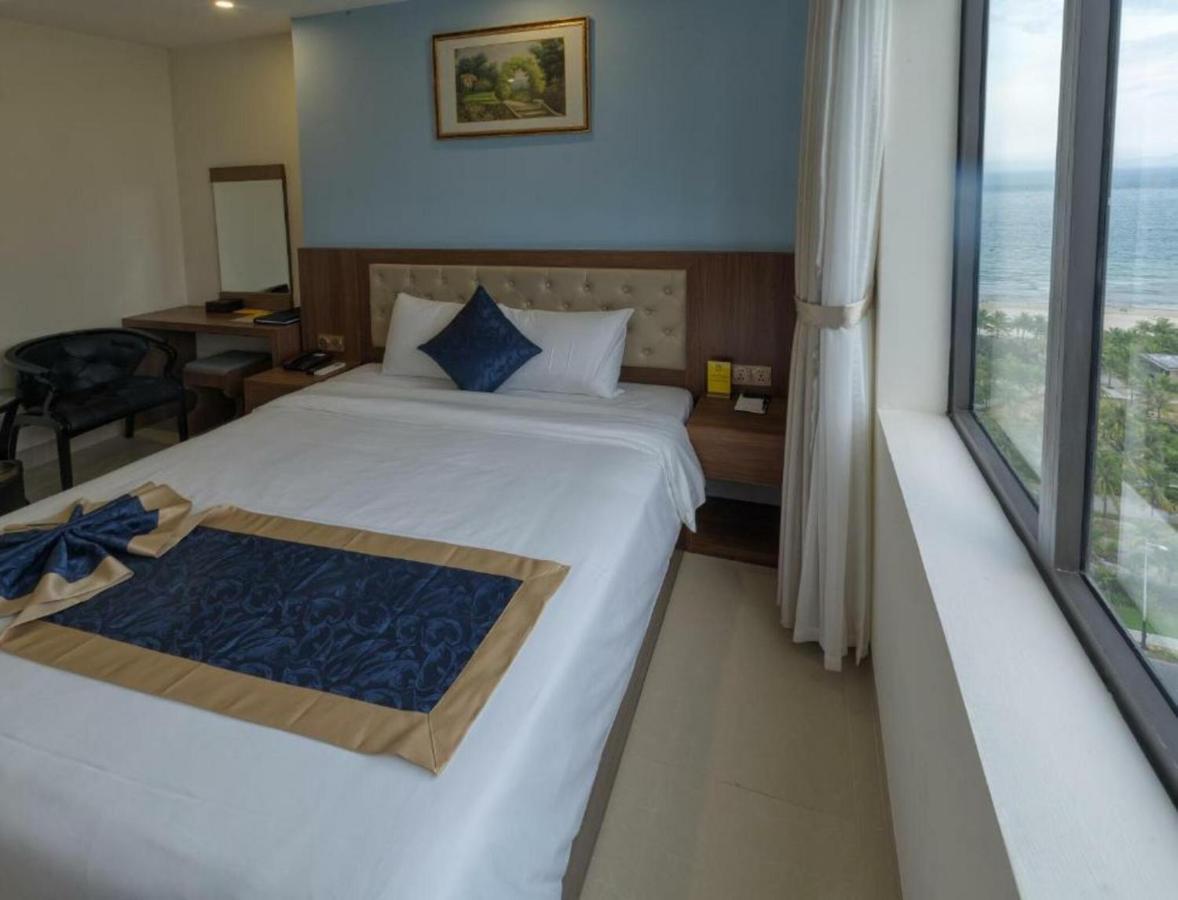 7 Seven Sea Hotel Дананг Экстерьер фото