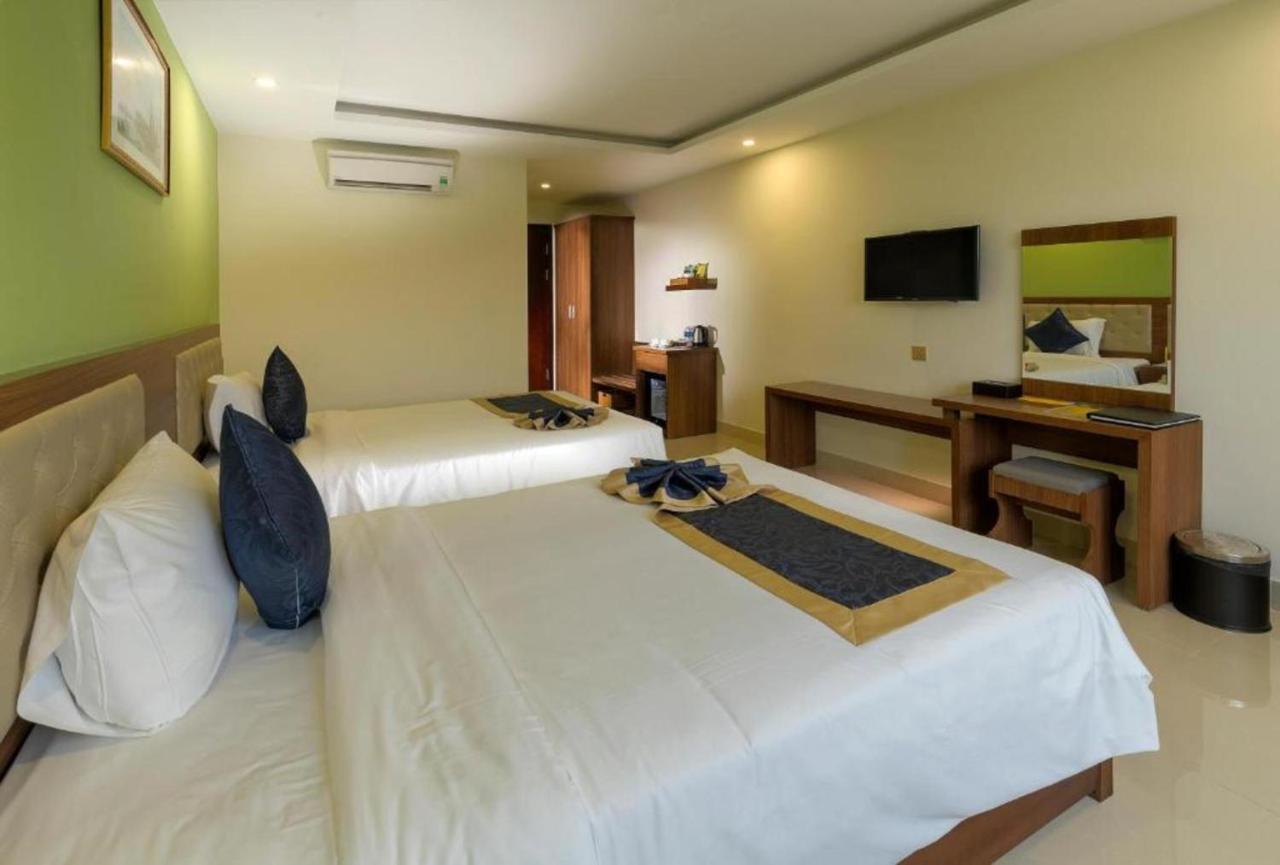 7 Seven Sea Hotel Дананг Экстерьер фото