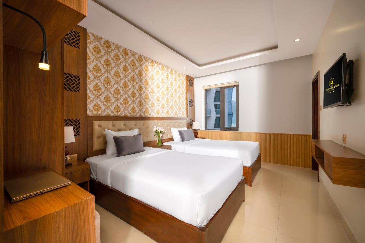 7 Seven Sea Hotel Дананг Экстерьер фото
