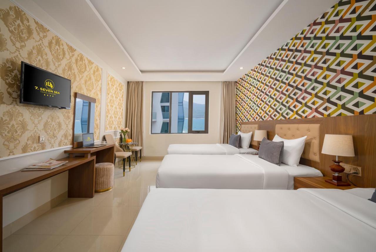 7 Seven Sea Hotel Дананг Экстерьер фото