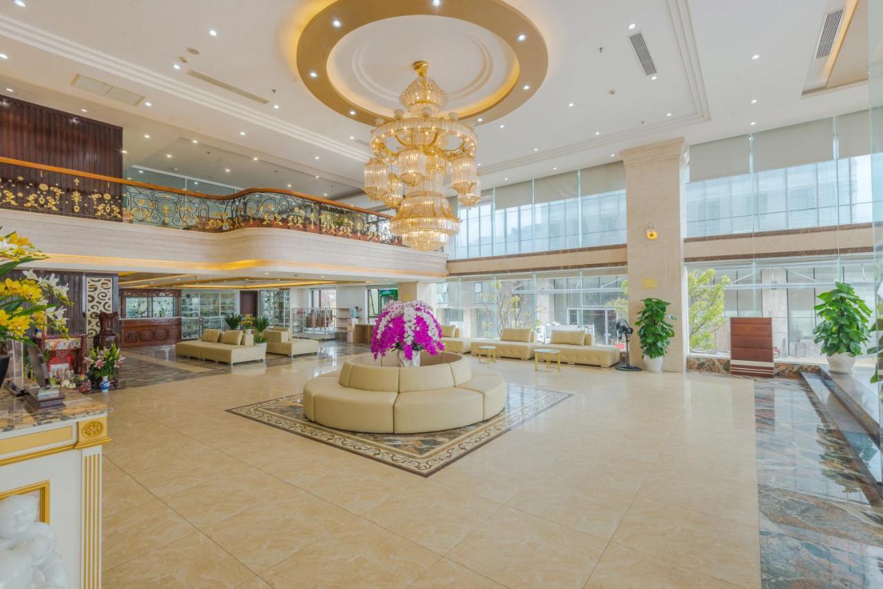 7 Seven Sea Hotel Дананг Экстерьер фото