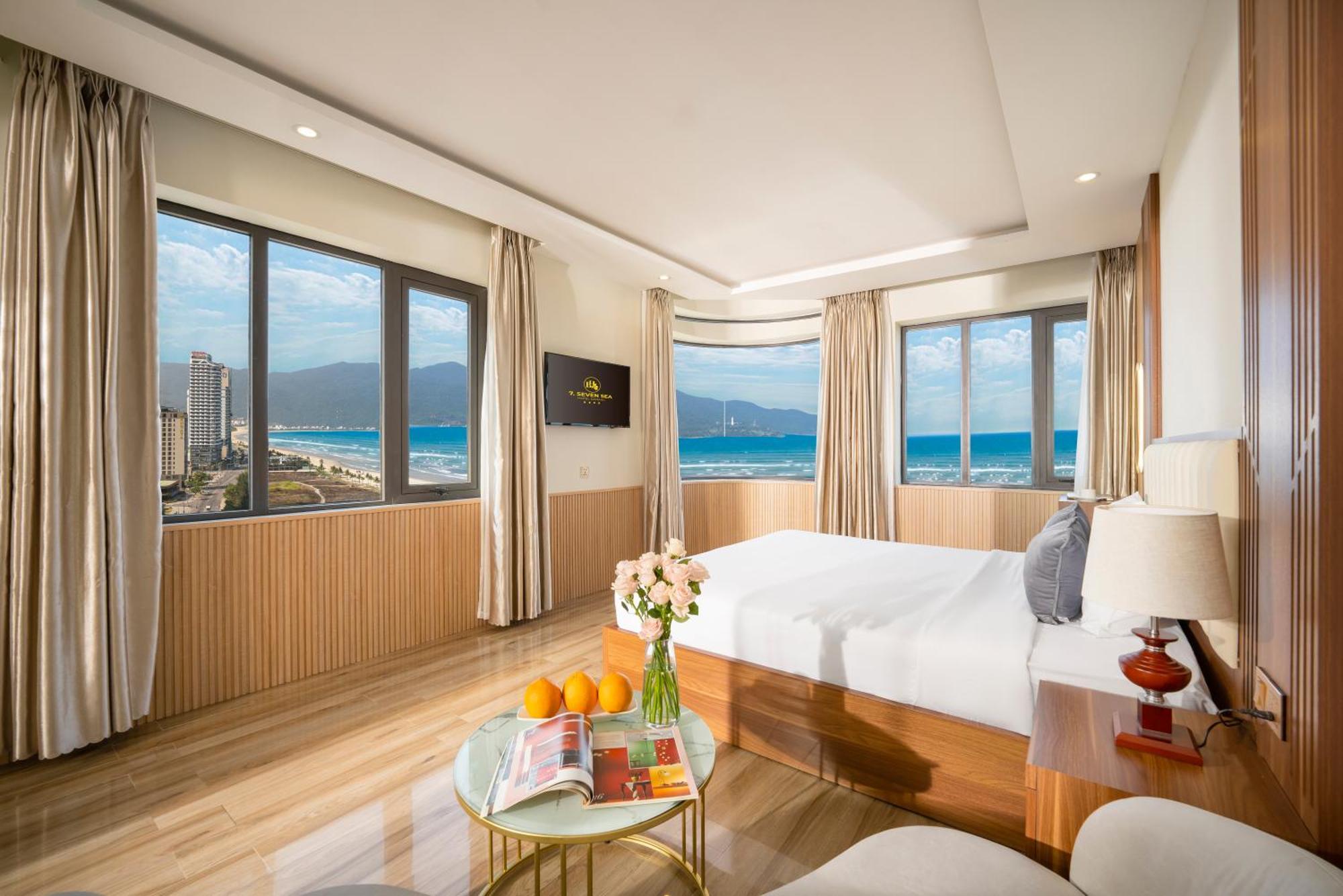 7 Seven Sea Hotel Дананг Экстерьер фото