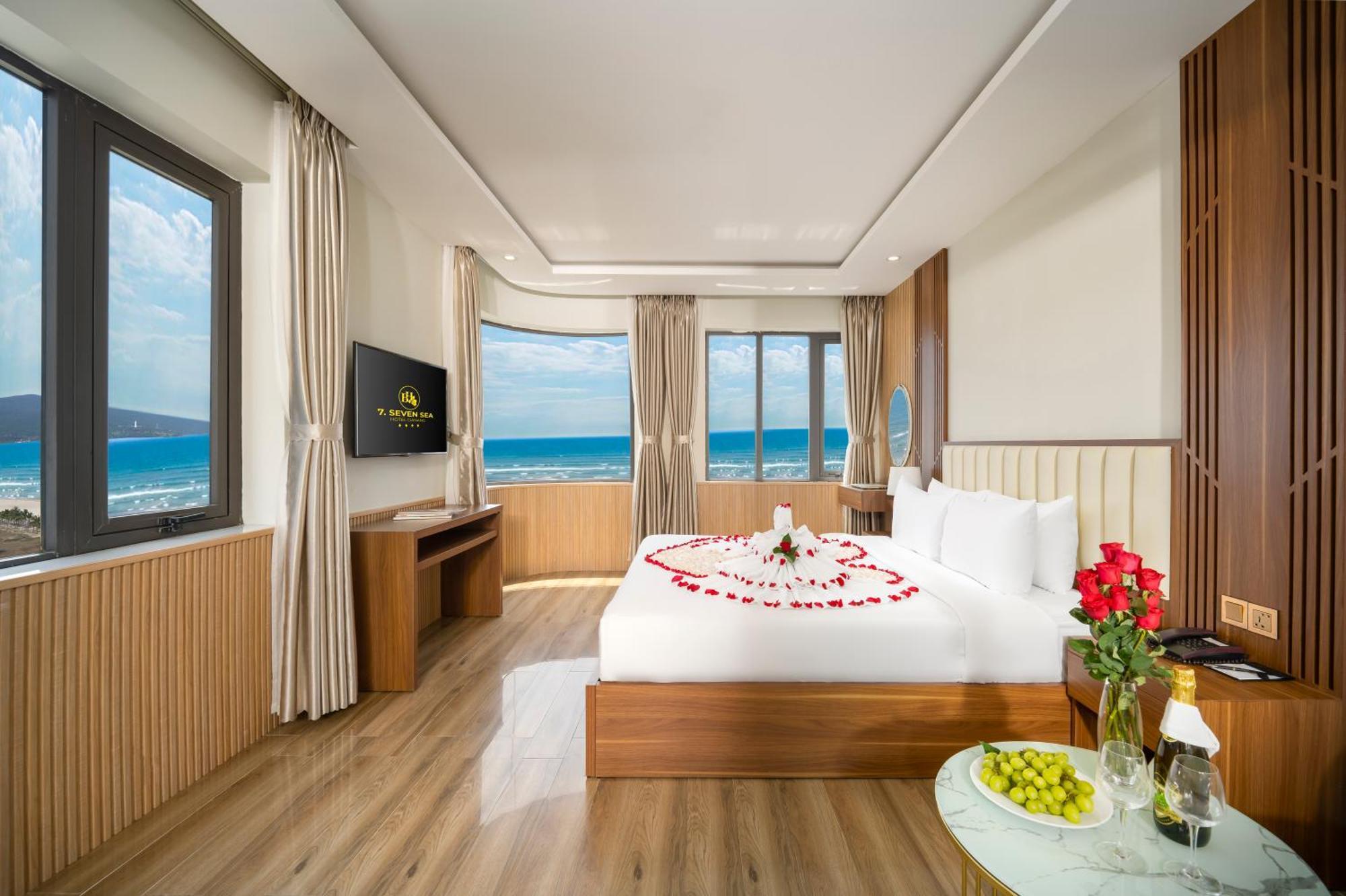 7 Seven Sea Hotel Дананг Экстерьер фото